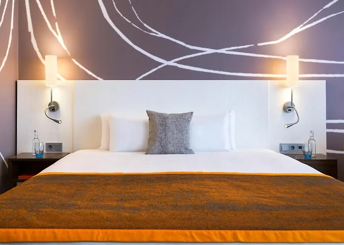 Hotel Holiday Inn Amsterdam 4*