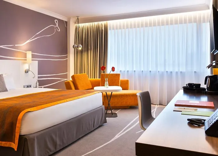 Hotel Holiday Inn Amsterdam 4*