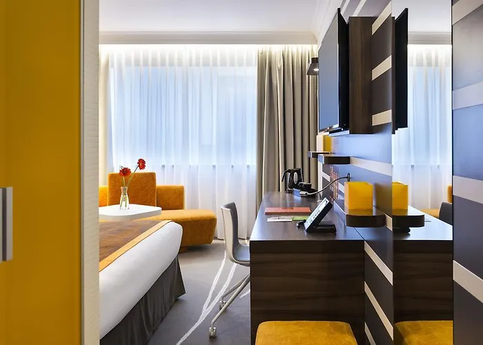 Holiday Inn Amsterdam Hotel 4*