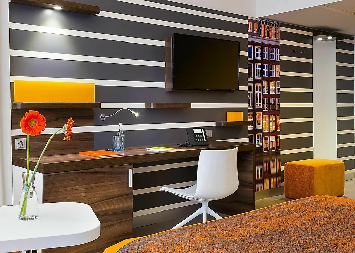 Holiday Inn Amsterdam 4* Amsterdam