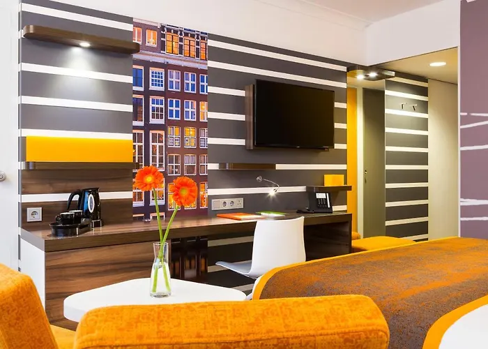 Holiday Inn Amsterdam Hotel