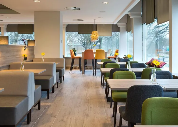 Holiday Inn Amsterdam 4*