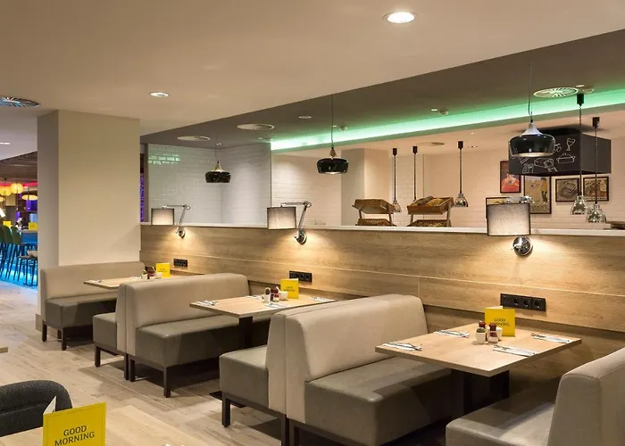 Holiday Inn Amsterdam 4* Amsterdam