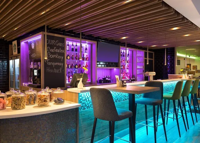 Holiday Inn Amsterdam Hotel 4*