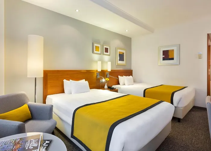 Holiday Inn Amsterdam 4* Amsterdam