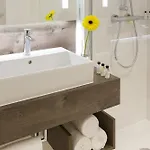 Отель Holiday Inn Amsterdam Амстердам