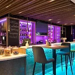 Holiday Inn Amsterdam Отель 4*