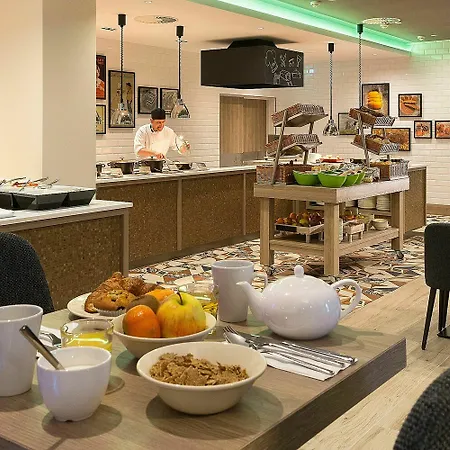 Holiday Inn Amsterdam Otel